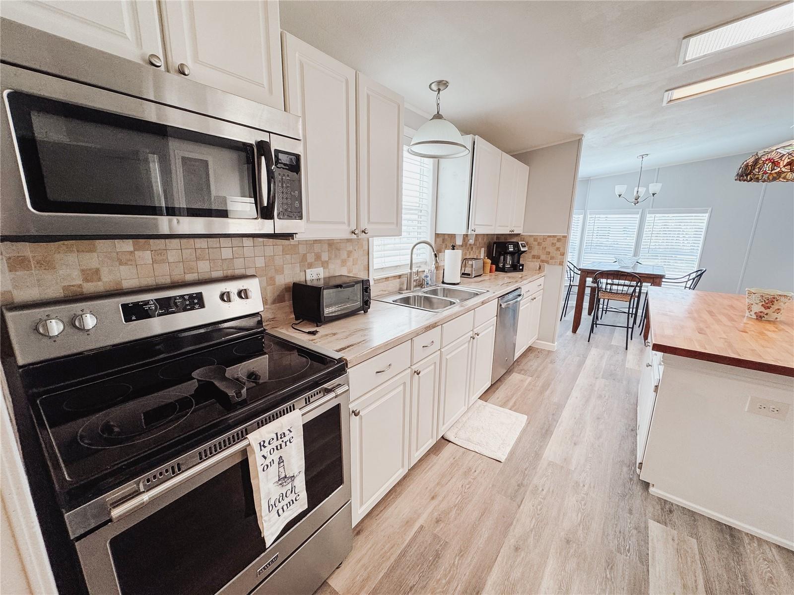 9105 KESTRAL CIR, ENGLEWOOD, FL, 34224