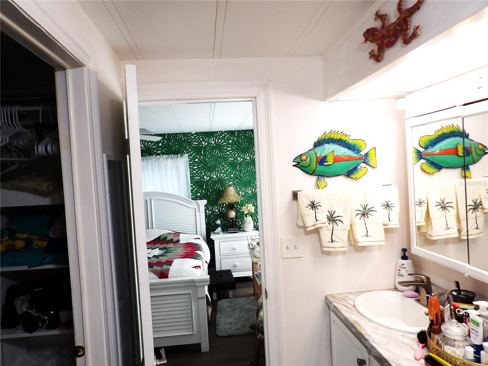 7216 MOUNT GEORGETOWN DR NE #555, ST PETERSBURG, FL, 33702