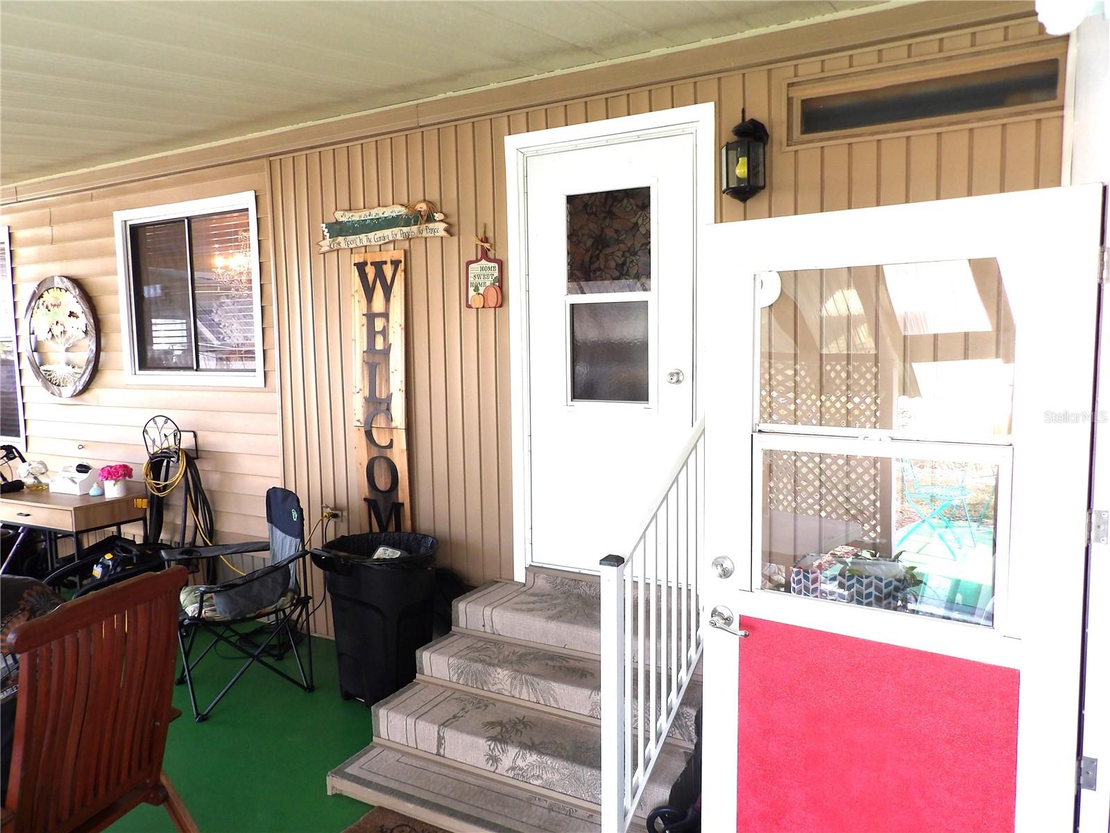 7216 MOUNT GEORGETOWN DR NE #555, ST PETERSBURG, FL, 33702