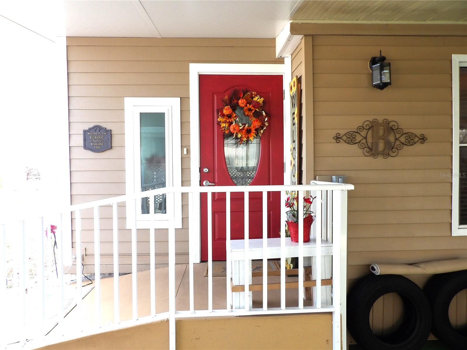 7216 MOUNT GEORGETOWN DR NE #555, ST PETERSBURG, FL, 33702