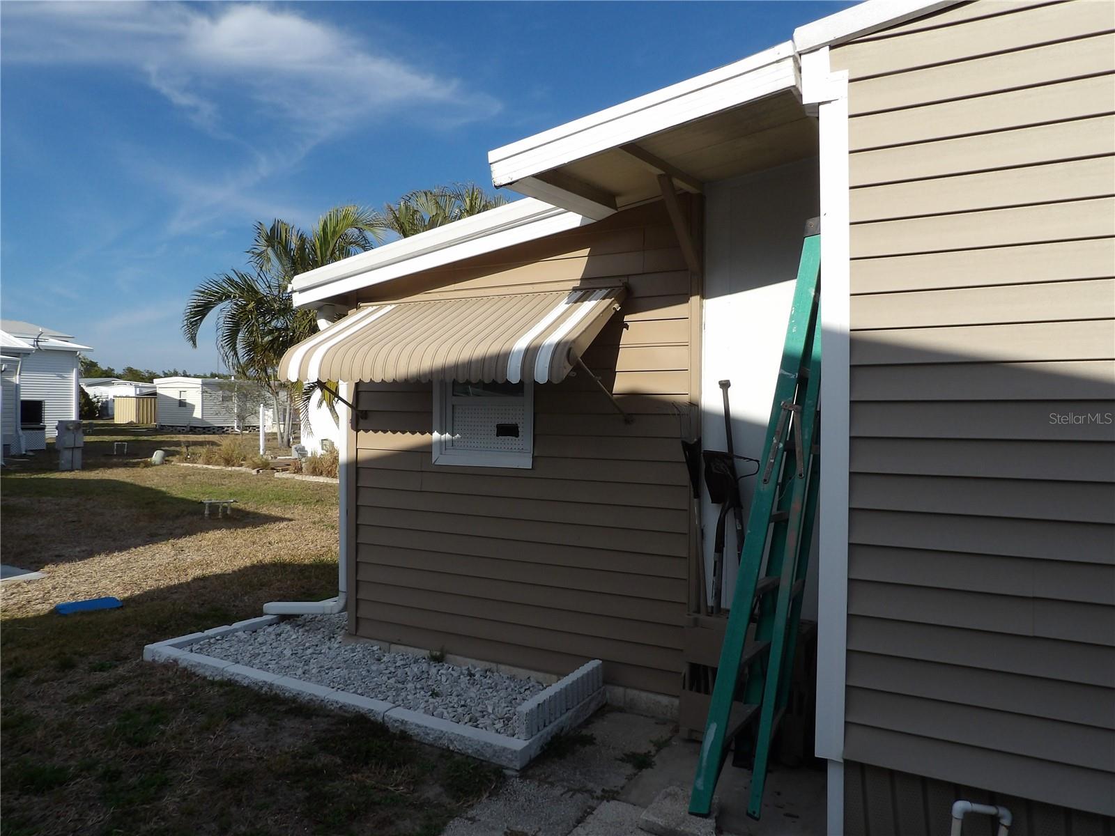 7216 MOUNT GEORGETOWN DR NE #555, ST PETERSBURG, FL, 33702
