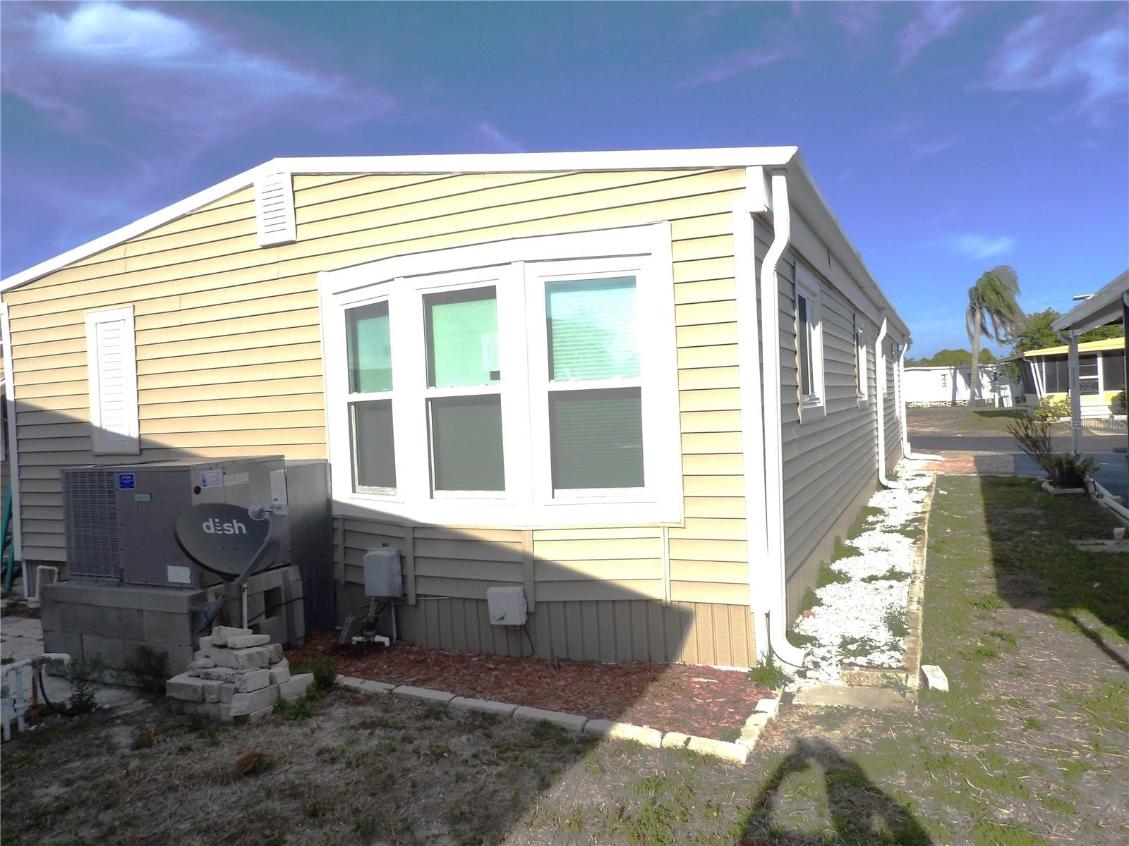 7216 MOUNT GEORGETOWN DR NE #555, ST PETERSBURG, FL, 33702