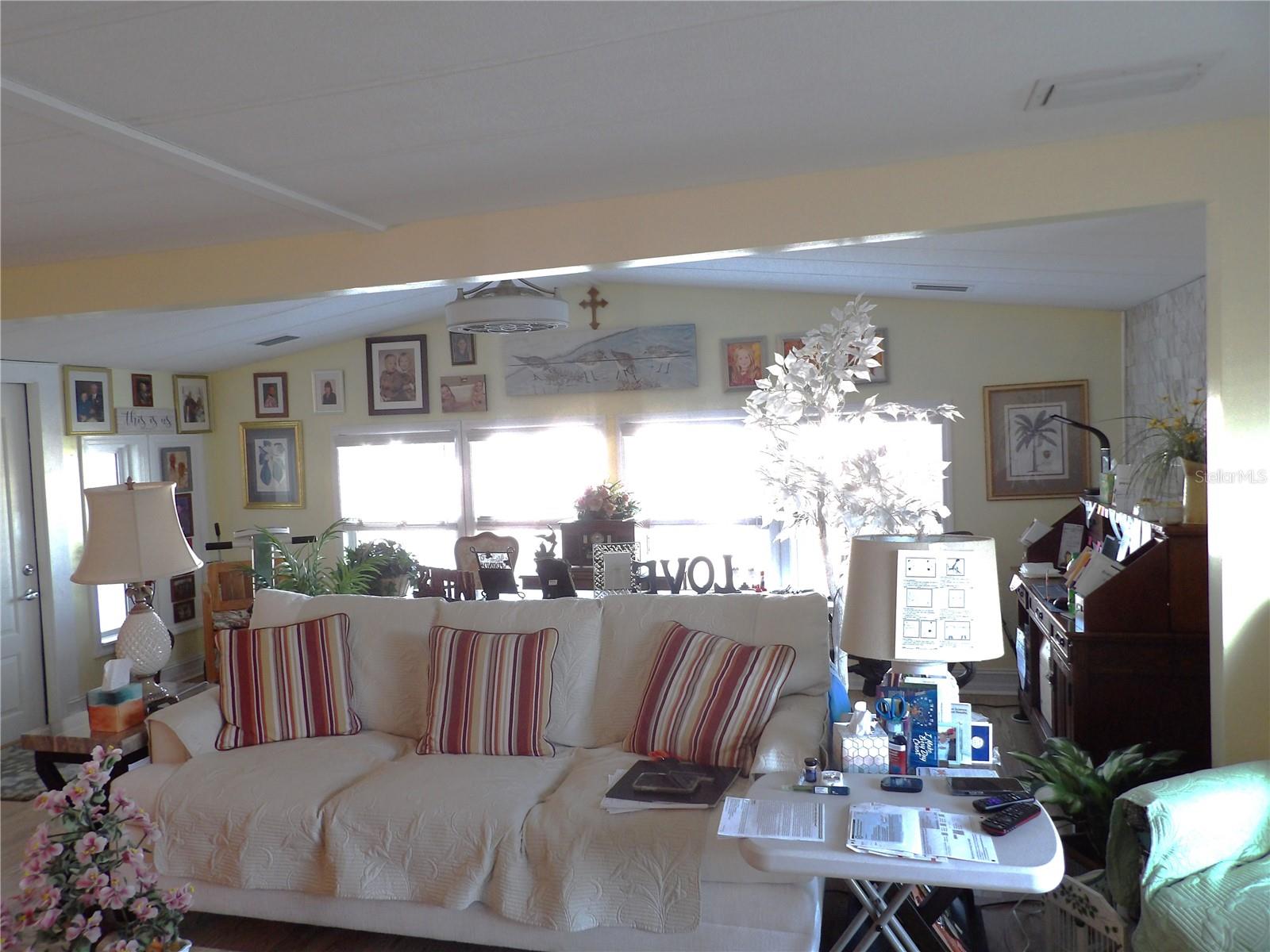 7216 MOUNT GEORGETOWN DR NE #555, ST PETERSBURG, FL, 33702