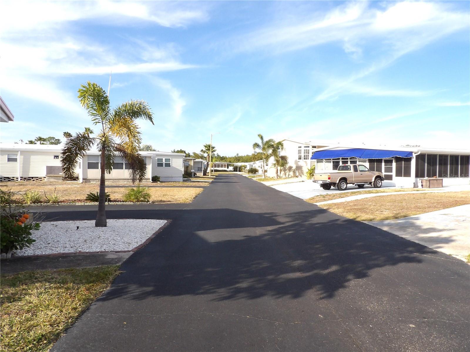 7216 MOUNT GEORGETOWN DR NE #555, ST PETERSBURG, FL, 33702