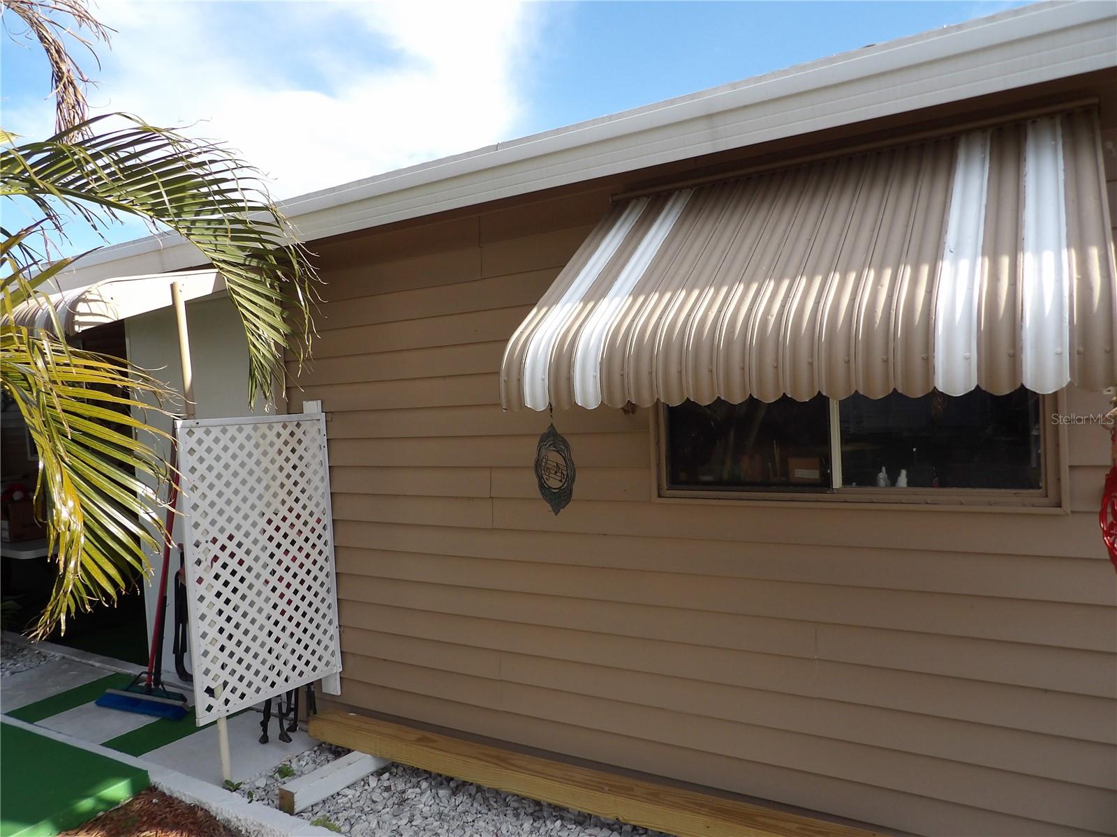 7216 MOUNT GEORGETOWN DR NE #555, ST PETERSBURG, FL, 33702