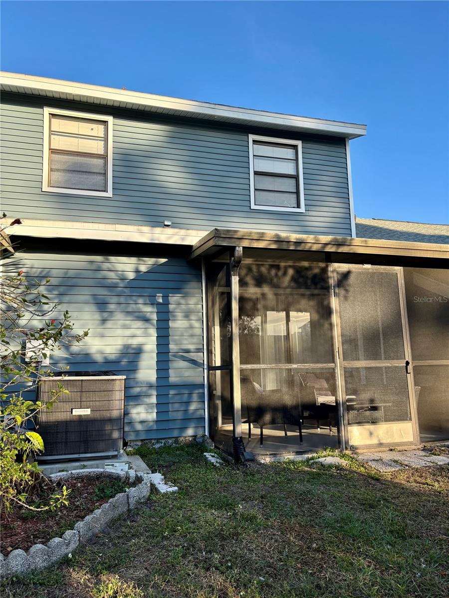 12620 CASTLE HILL DR, TAMPA, FL, 33624