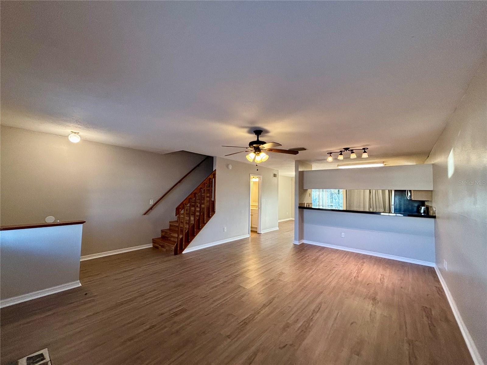 12620 CASTLE HILL DR, TAMPA, FL, 33624