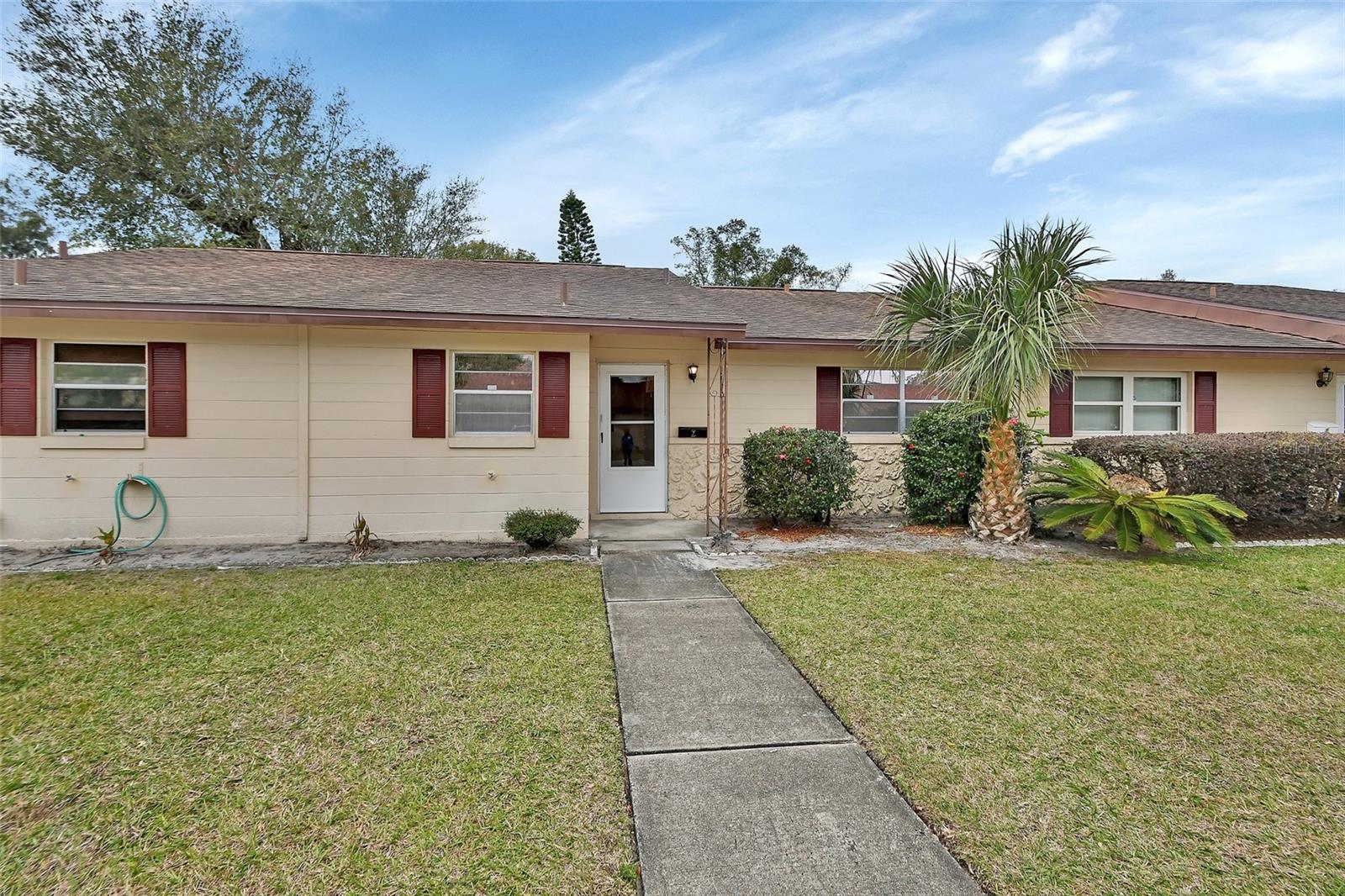2 VILLA VILLAR CT #02, DELAND, FL, 32724