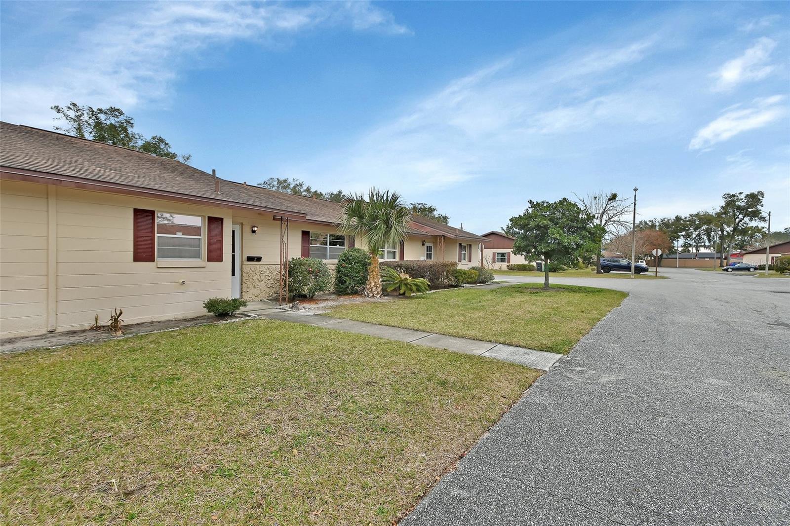 2 VILLA VILLAR CT #02, DELAND, FL, 32724