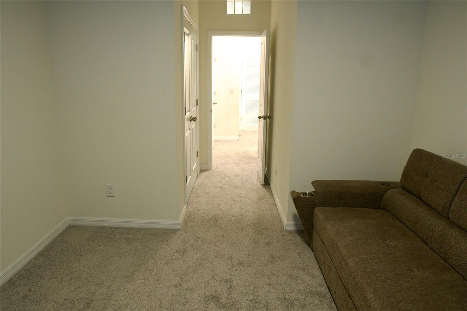 33010 MAJOR OAK DR, WESLEY CHAPEL, FL, 33545