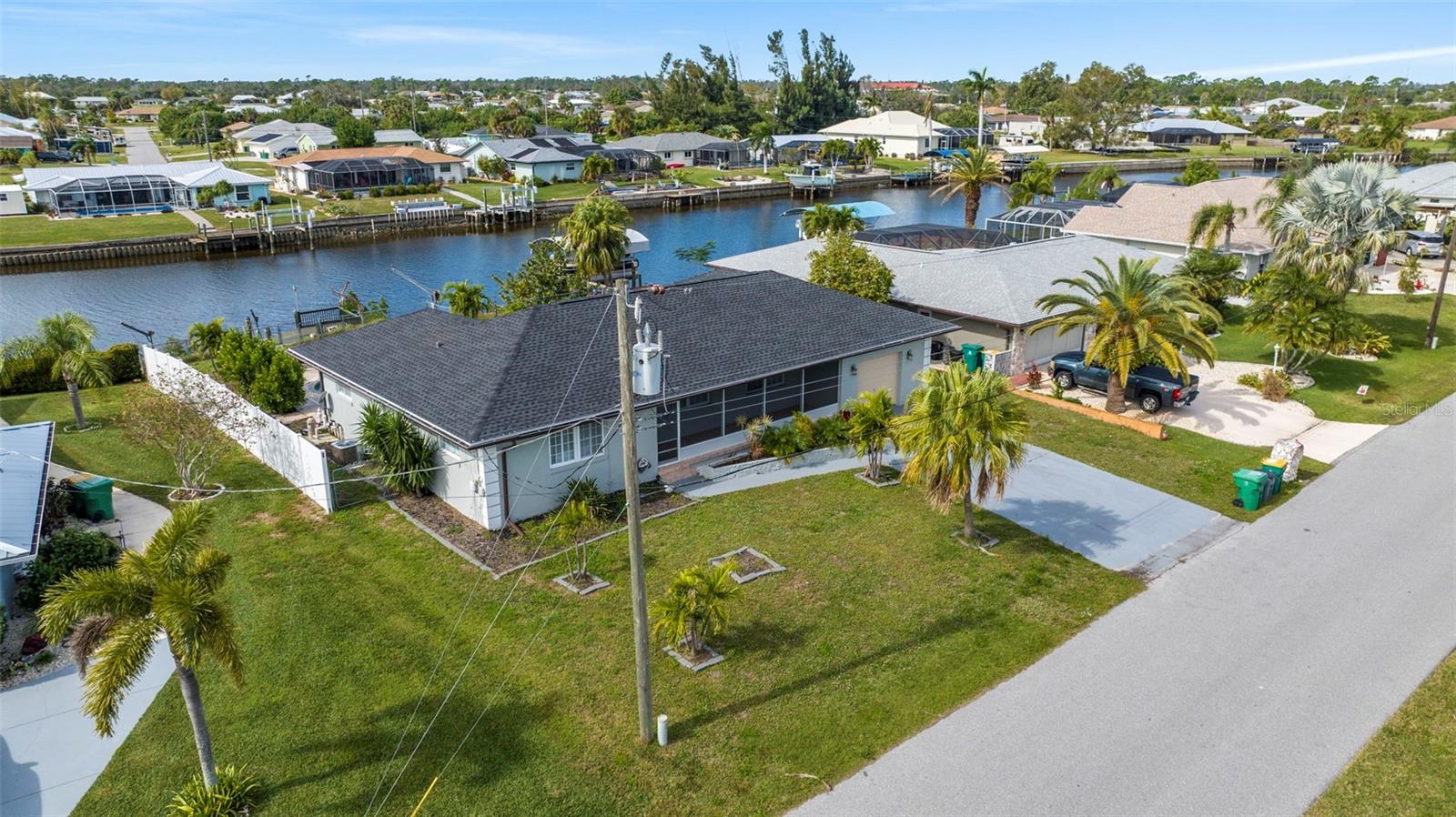 312 E TARPON BLVD NW, PORT CHARLOTTE, FL, 33952