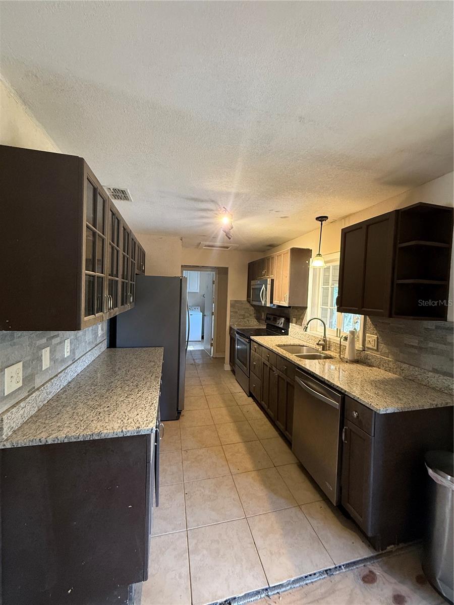 218 W MAGNOLIA AVE, LONGWOOD, FL, 32750