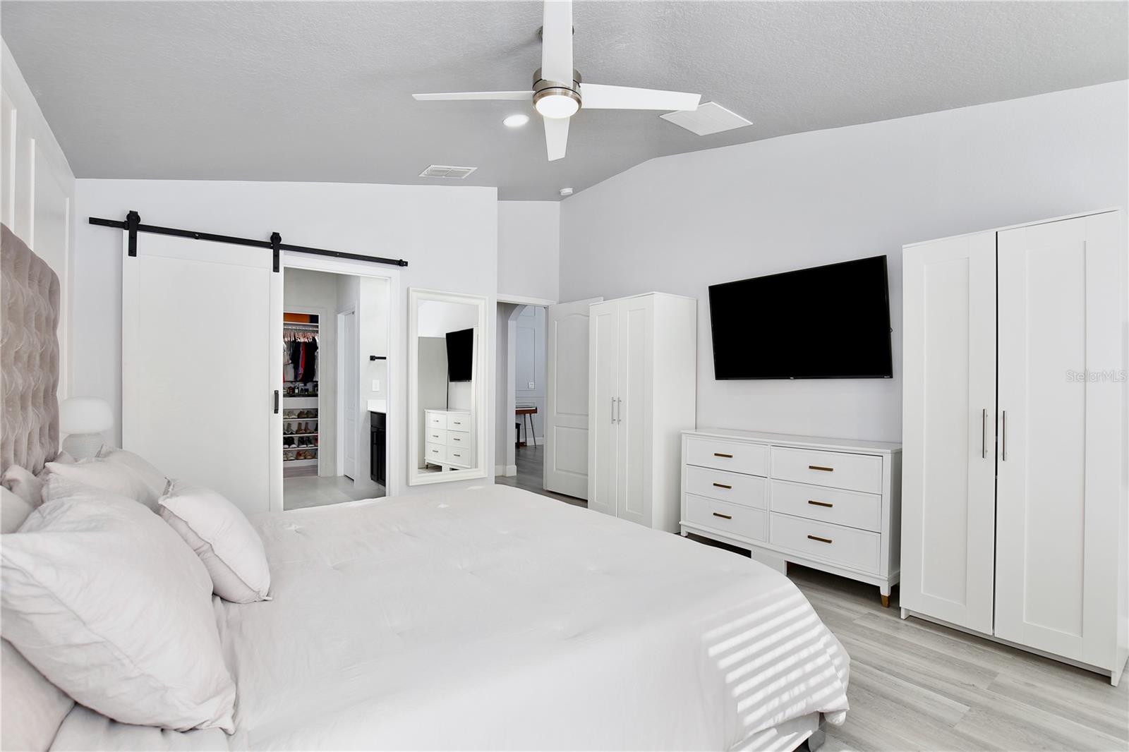 2320 BLUE MEADOWS CT, APOPKA, FL, 32703