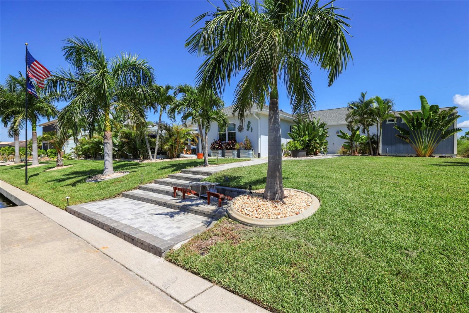 15794 VISCOUNT CIR, PORT CHARLOTTE, FL, 33981