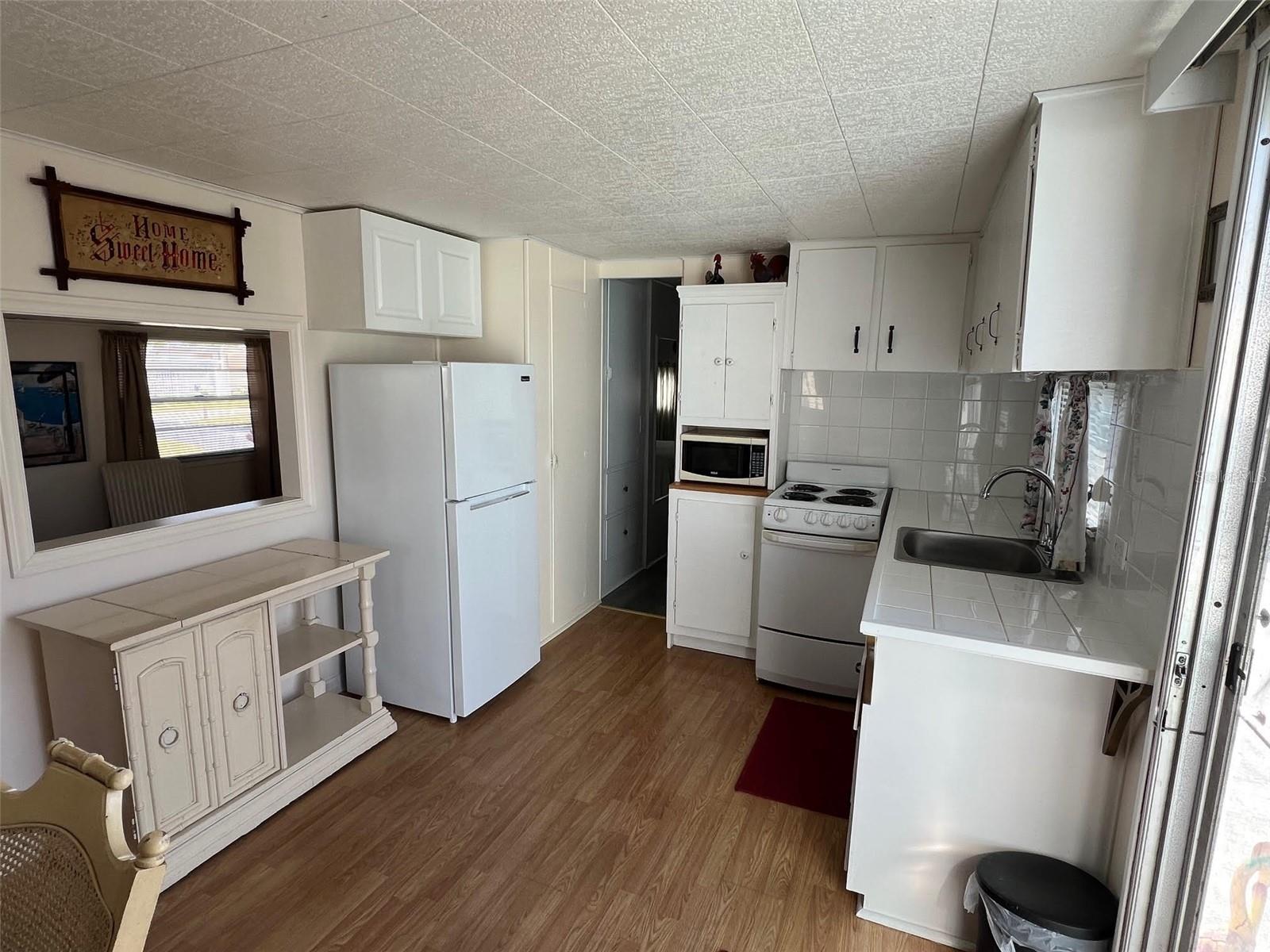 12674 SEMINOLE BLVD #M18, LARGO, FL, 33778