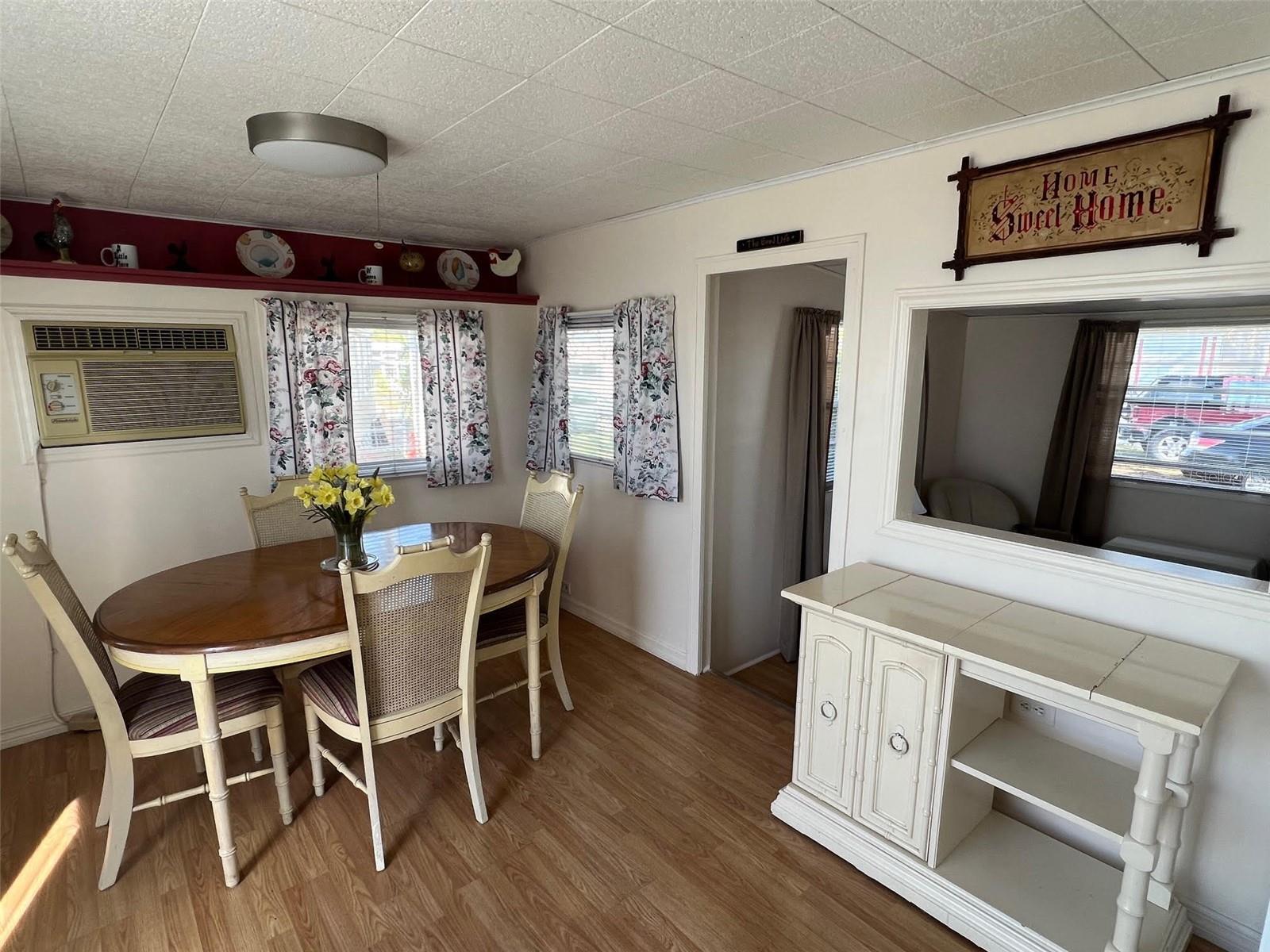 12674 SEMINOLE BLVD #M18, LARGO, FL, 33778