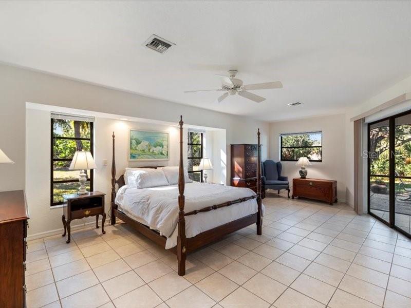 337 FLAMINGO BLVD, PORT CHARLOTTE, FL, 33954