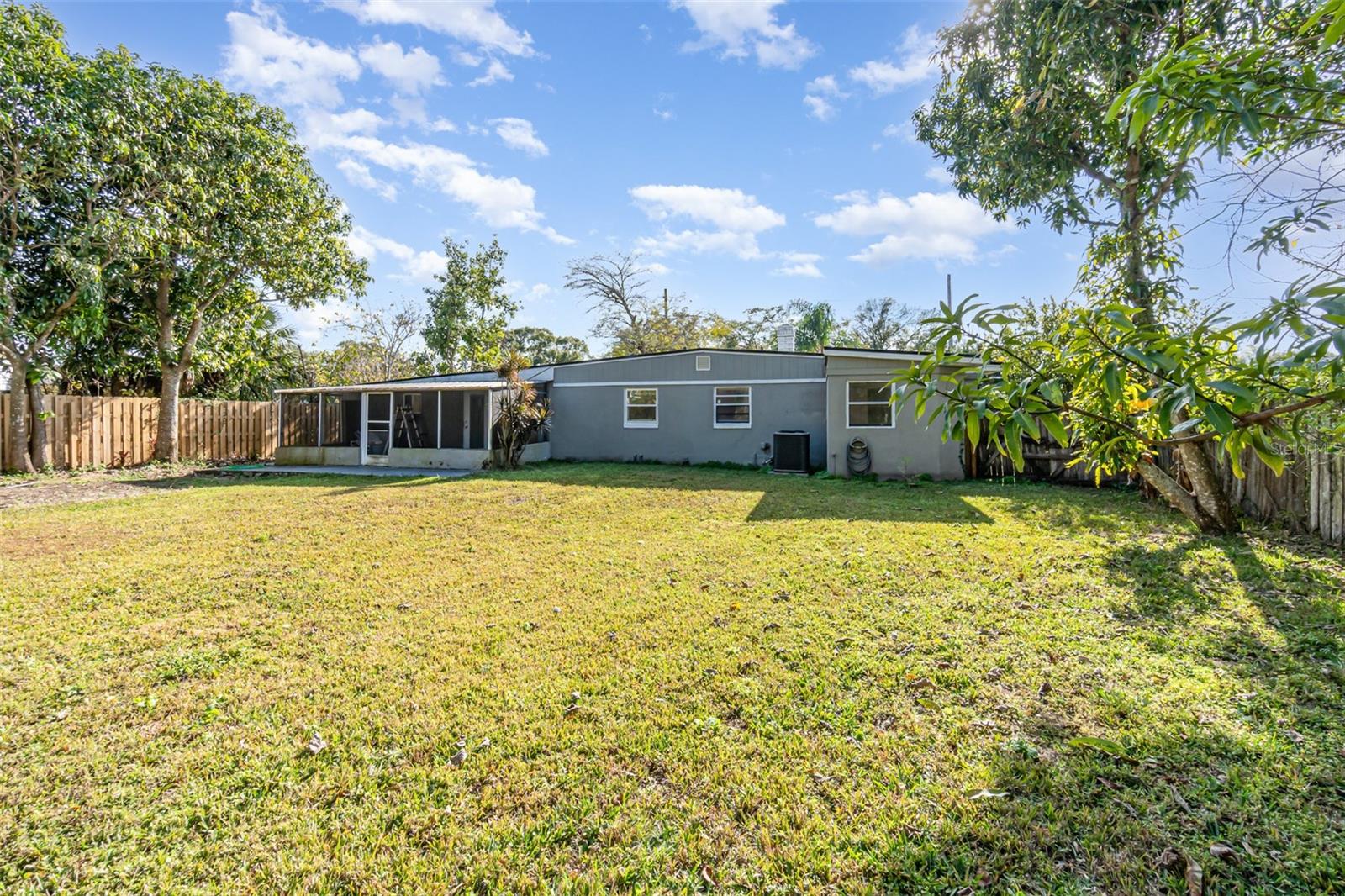 5883 DOGWOOD DR, ORLANDO, FL, 32807