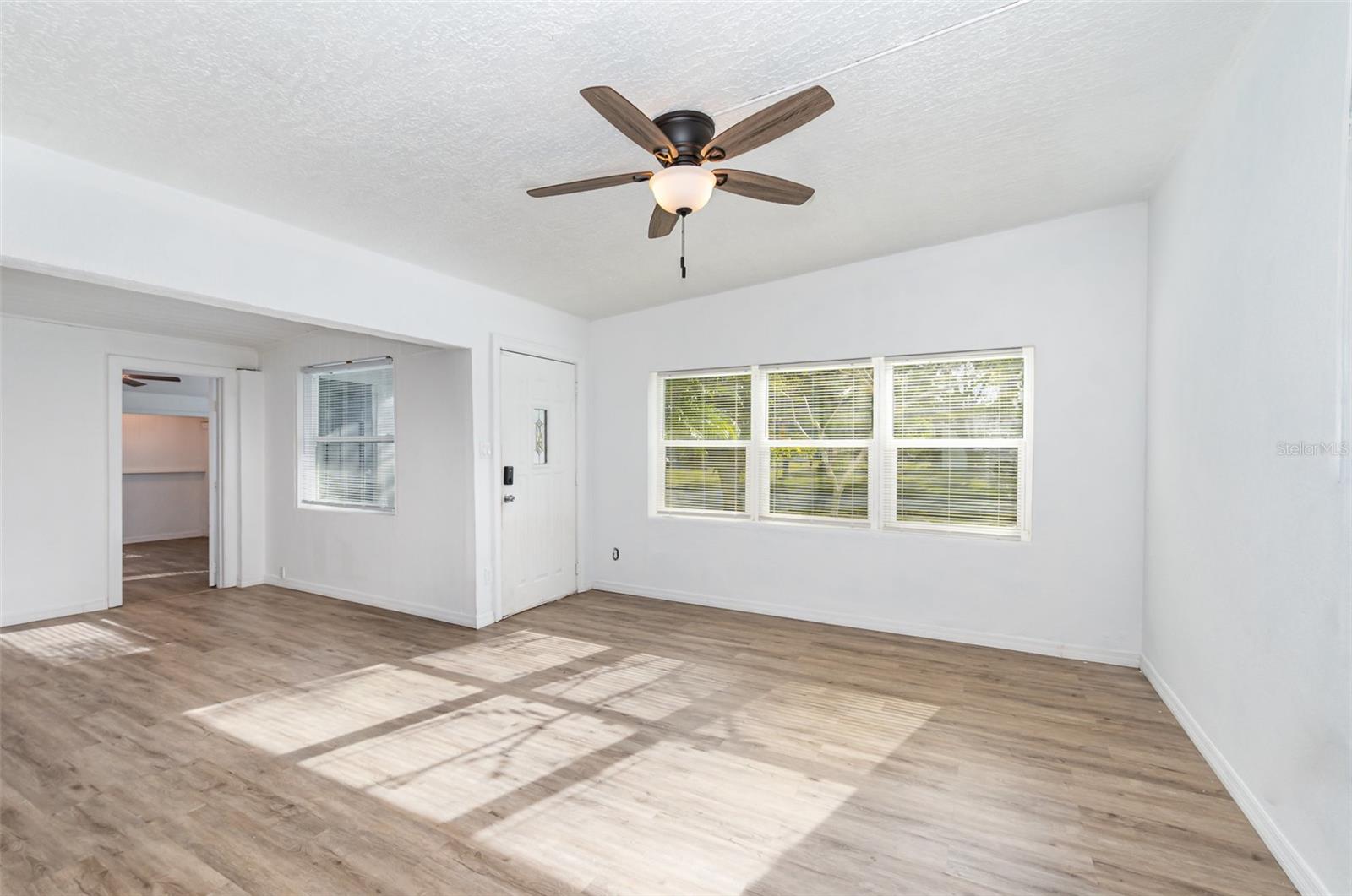 5883 DOGWOOD DR, ORLANDO, FL, 32807