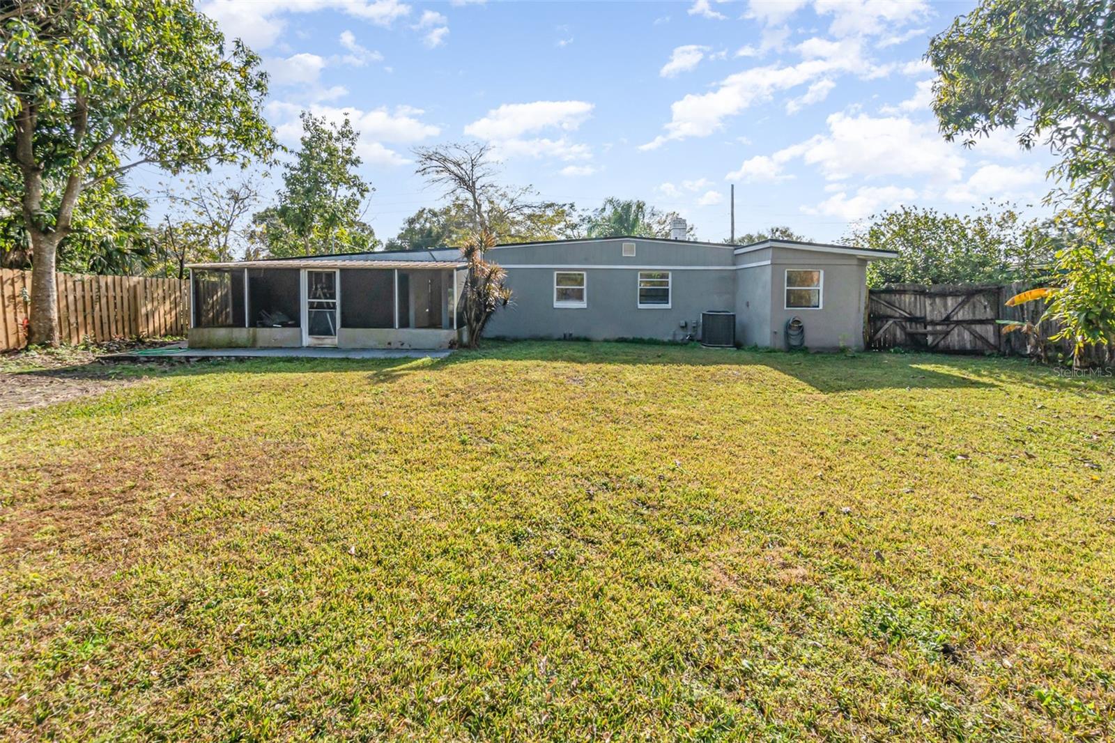 5883 DOGWOOD DR, ORLANDO, FL, 32807