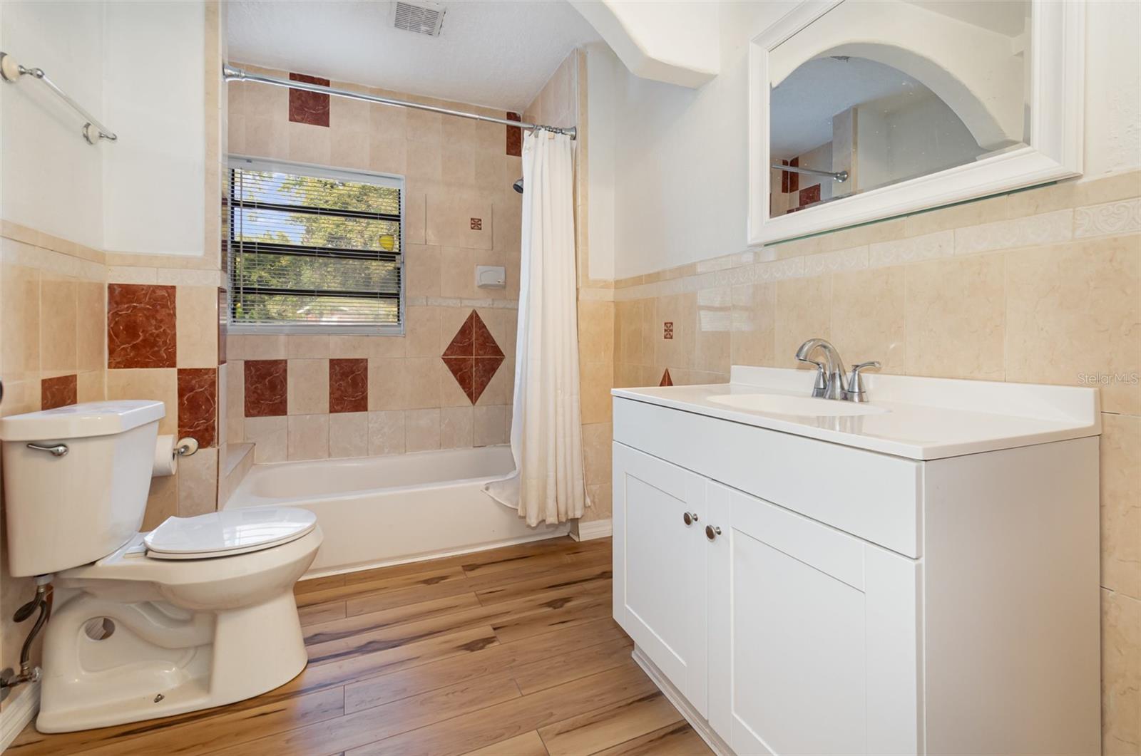 5883 DOGWOOD DR, ORLANDO, FL, 32807