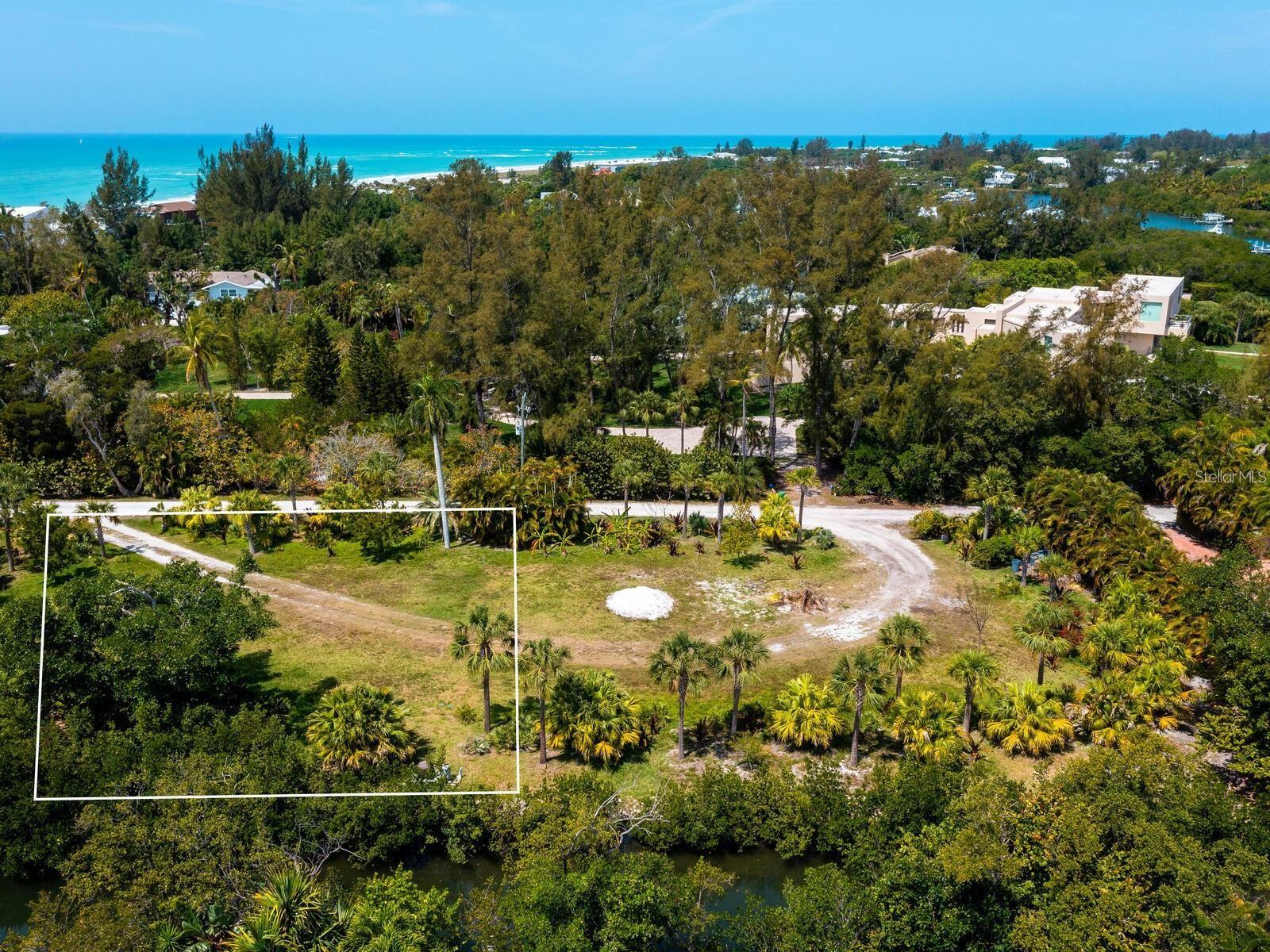 RESUB OF LTS 2B&3B OF SLEEPY LAGOON ADD, LONGBOAT KEY, FL, 34228