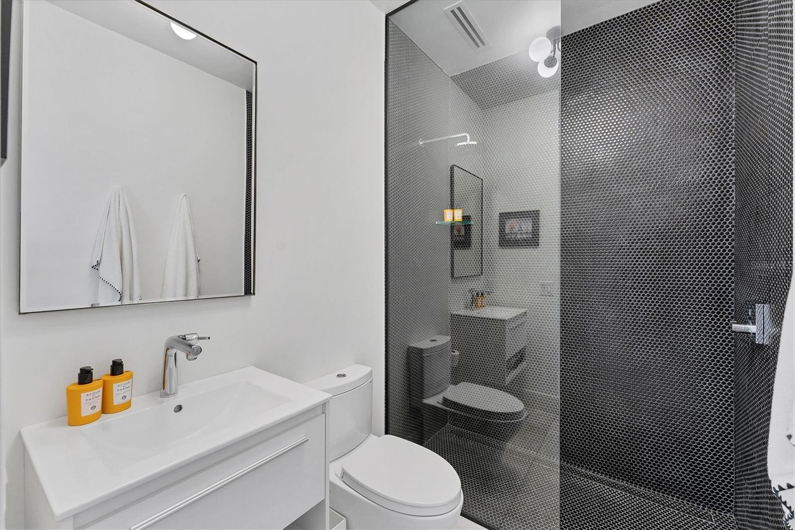 6669 WINDJAMMER PL, LAKEWOOD RANCH, FL, 34202