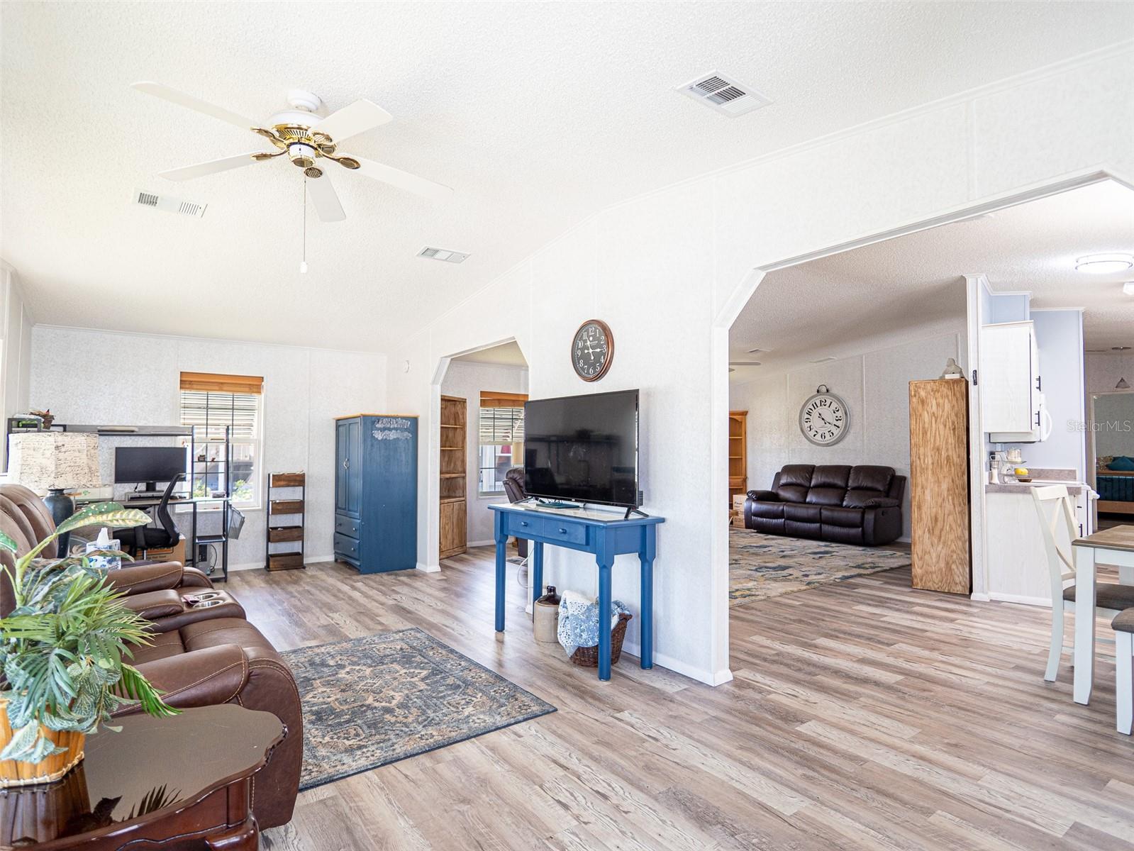 409 MCELWEE DR, AUBURNDALE, FL, 33823