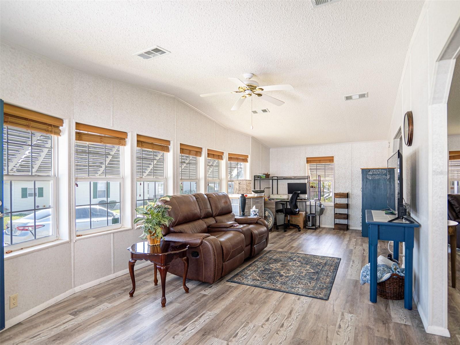 409 MCELWEE DR, AUBURNDALE, FL, 33823