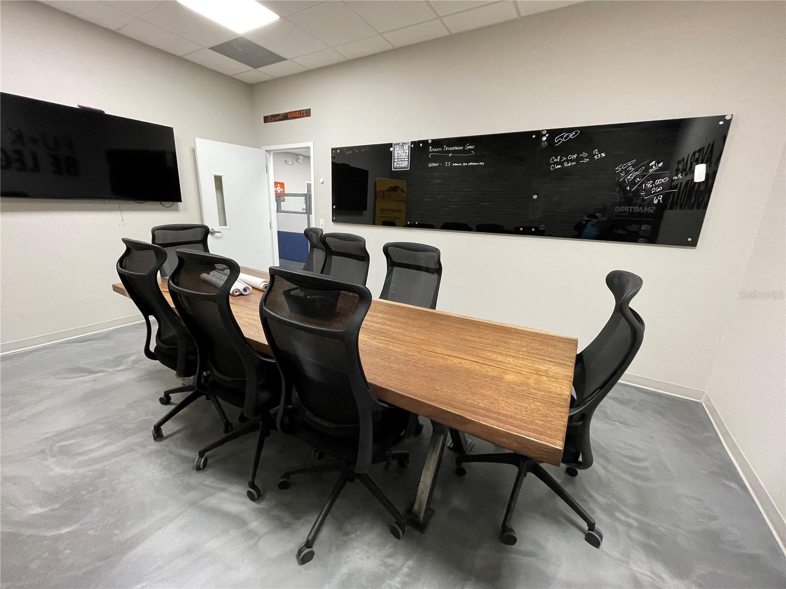 4680 LAKE INDUSTRIAL BLVD, TAVARES, FL, 32778