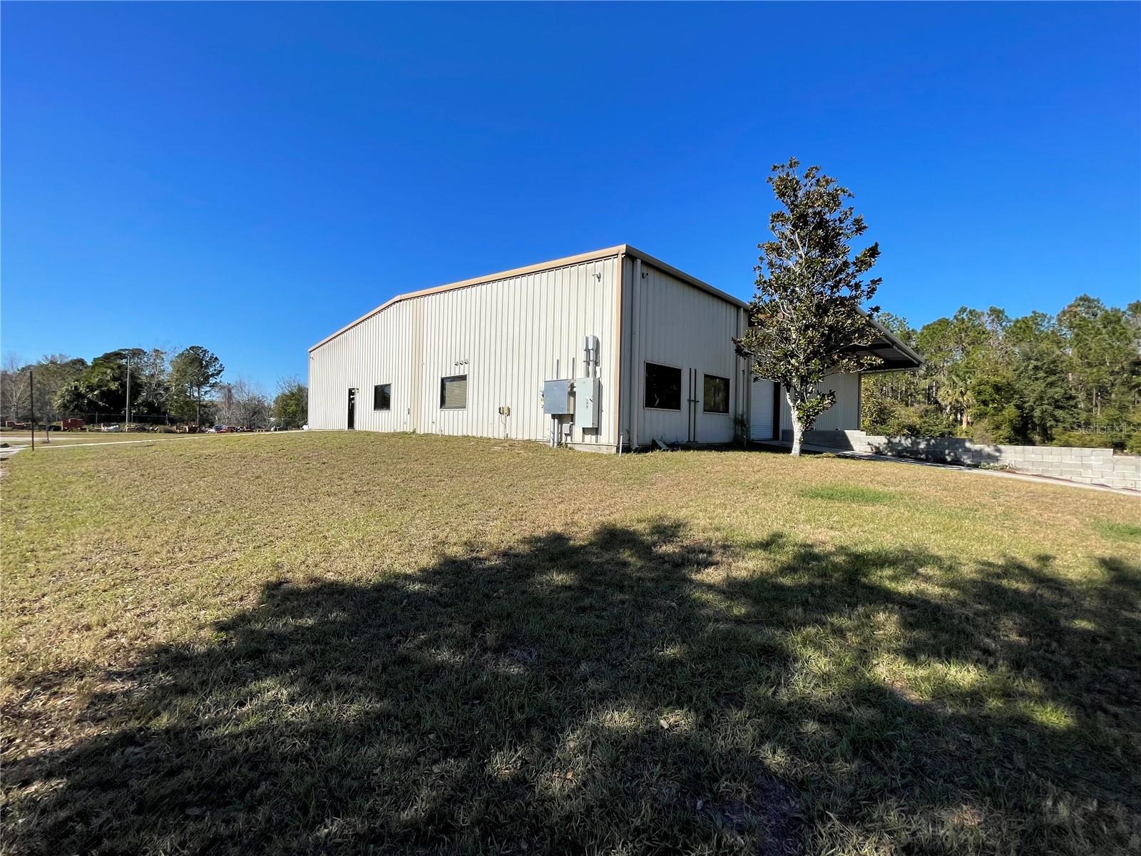 4680 LAKE INDUSTRIAL BLVD, TAVARES, FL, 32778