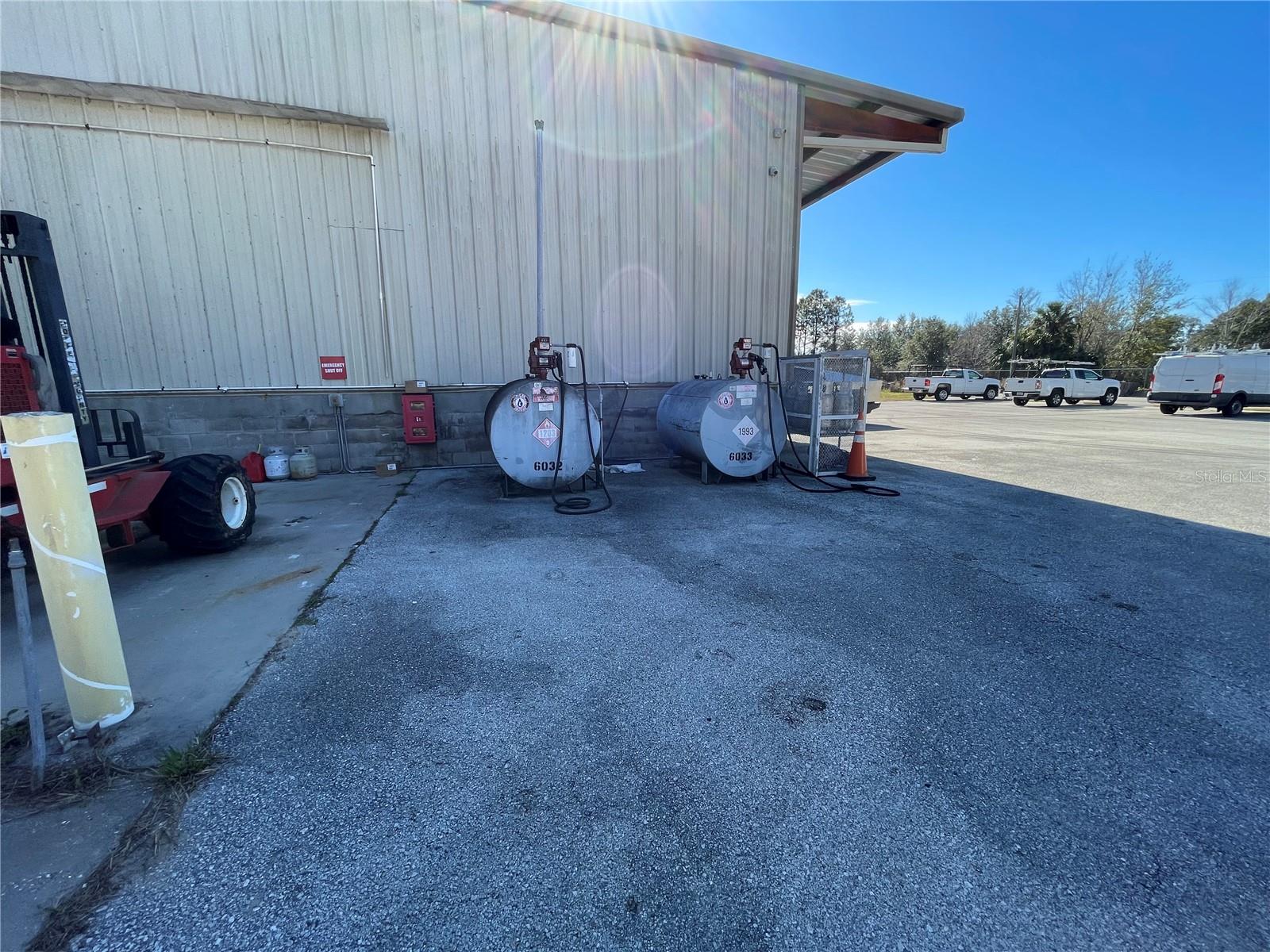 4680 LAKE INDUSTRIAL BLVD, TAVARES, FL, 32778