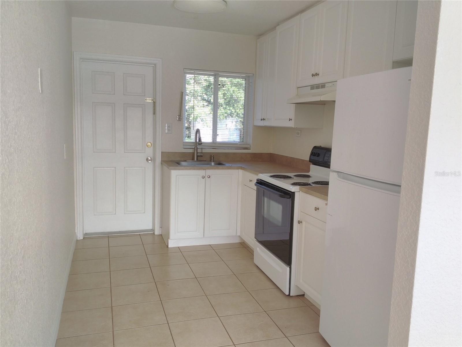413 MARYLAND TER, DELAND, FL, 32724