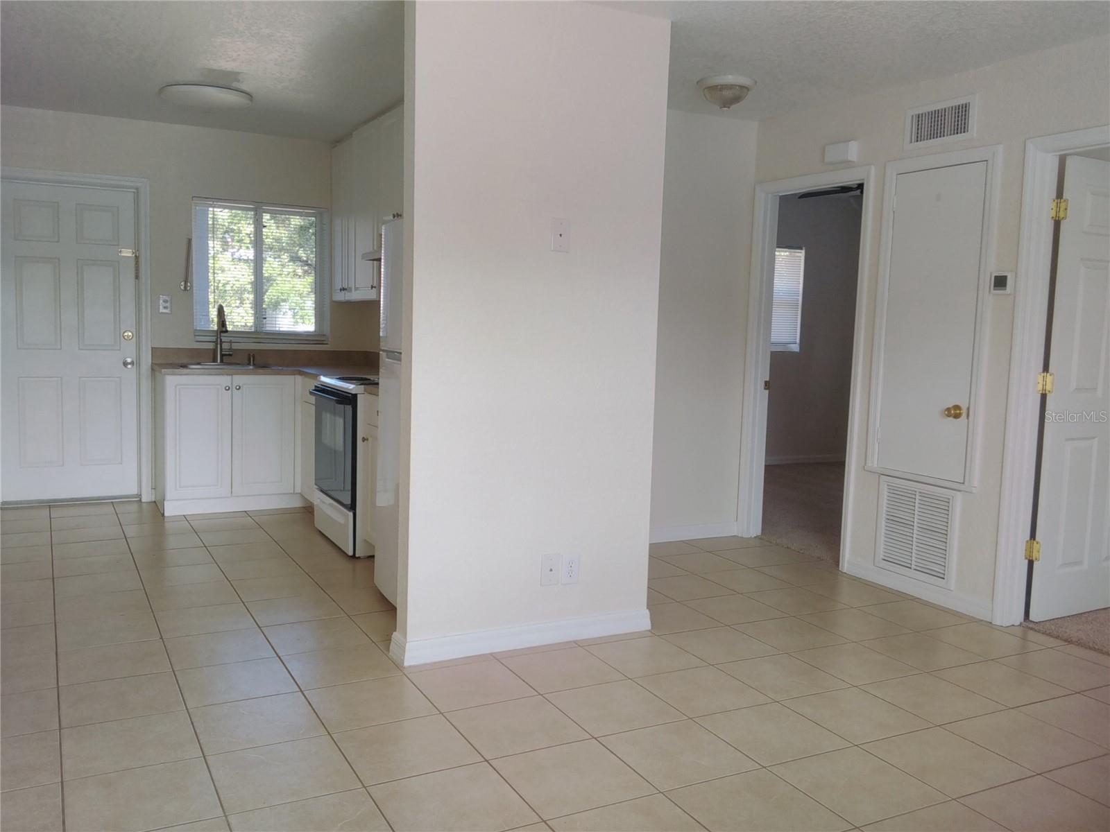 413 MARYLAND TER, DELAND, FL, 32724