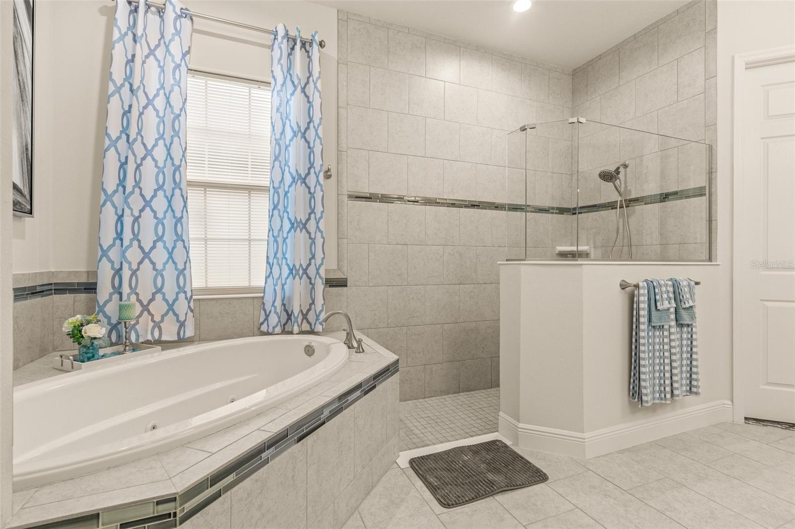 4041 WOODLAND RETREAT BLVD, NEW PORT RICHEY, FL, 34655