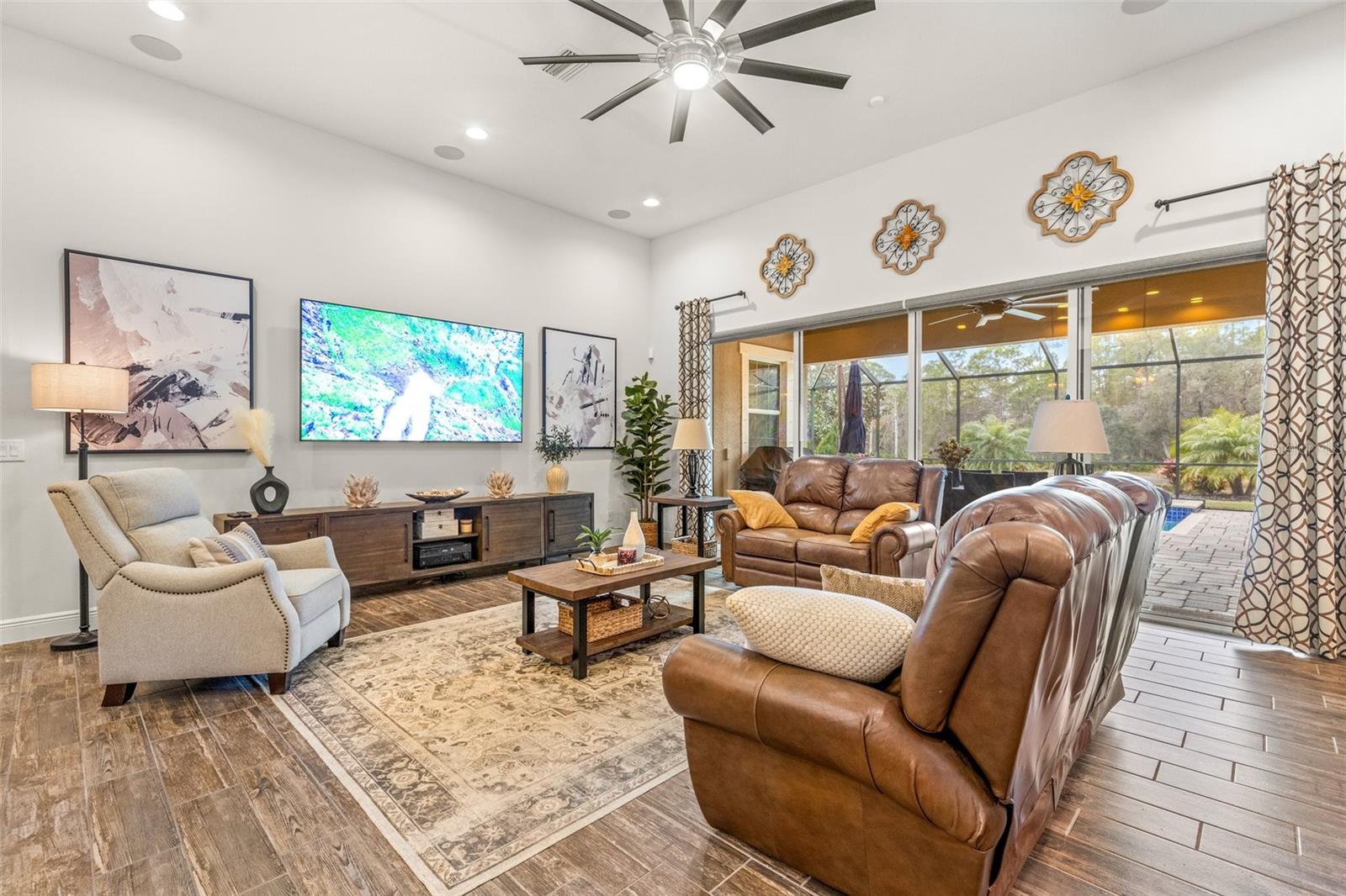 4041 WOODLAND RETREAT BLVD, NEW PORT RICHEY, FL, 34655