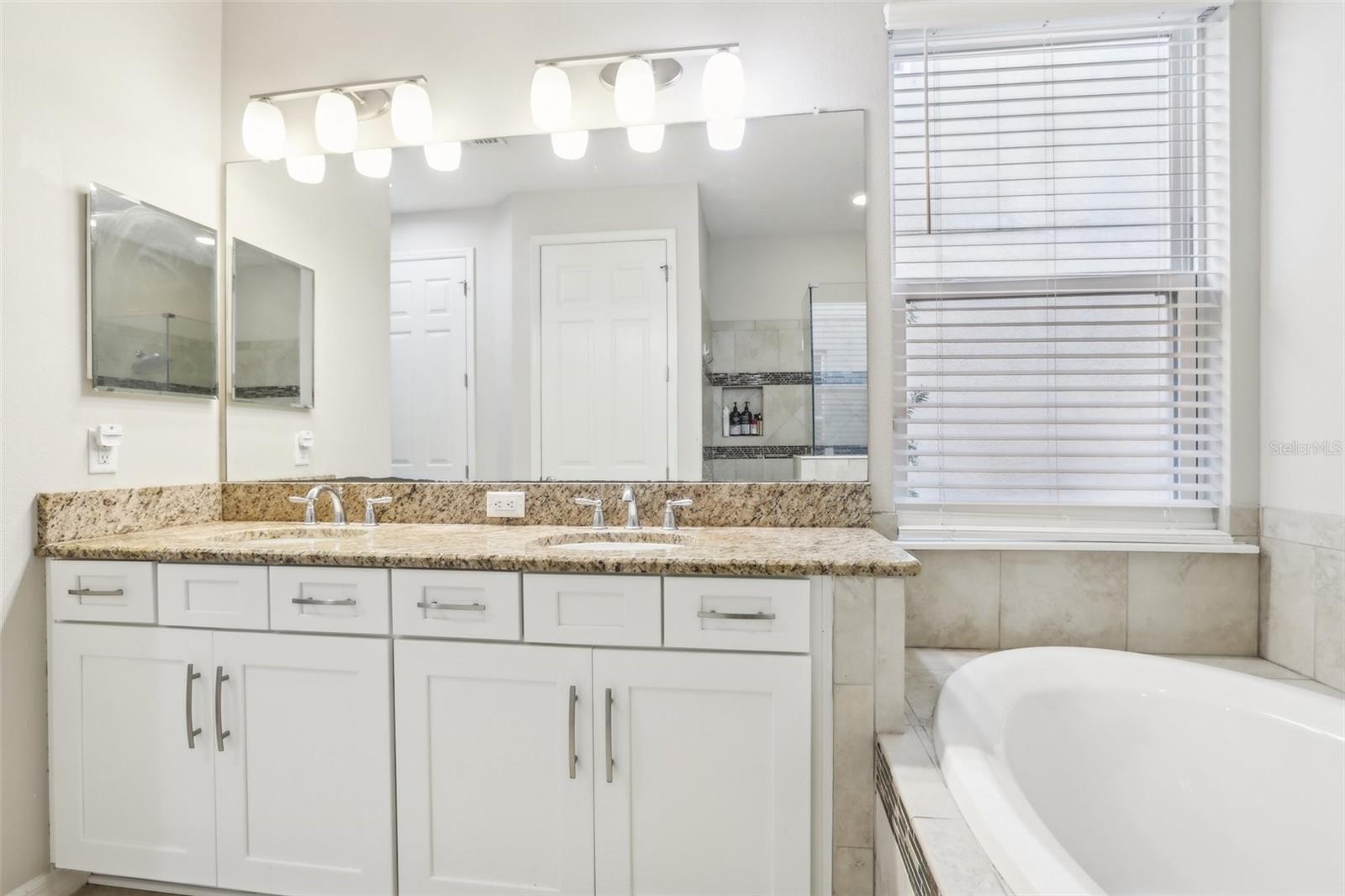 8836 CITRUS PALM DR, TAMPA, FL, 33626