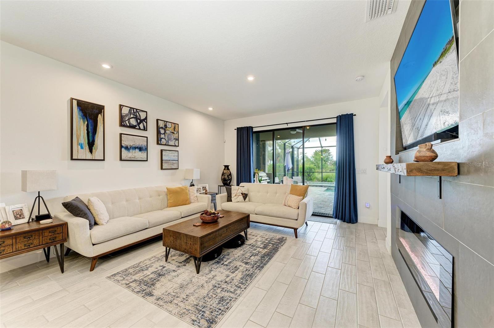 8250 VELDA TRL, SARASOTA, FL, 34241