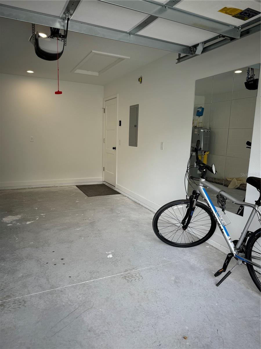 1218 LIBERTY AVE, MOUNT DORA, FL, 32757