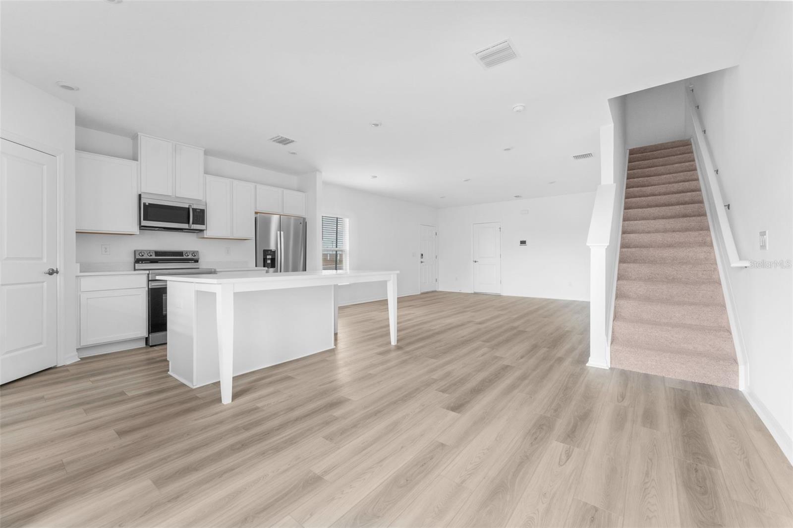 32042 EASTERN REDBUD BR, SAN ANTONIO, FL, 33576