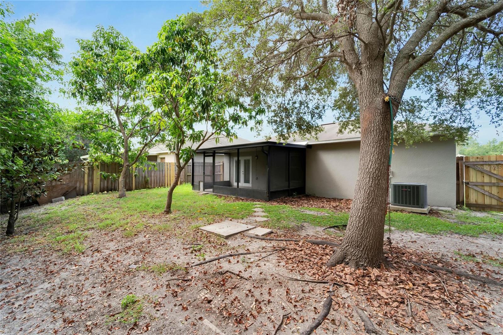 1613 ALHAMBRA CREST DR, RUSKIN, FL, 33570