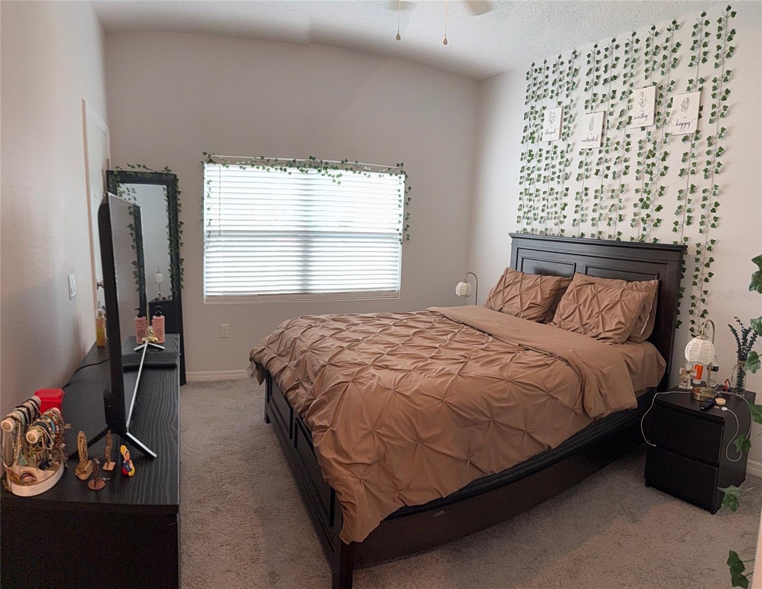 19 JAMES CT, DAVENPORT, FL, 33837
