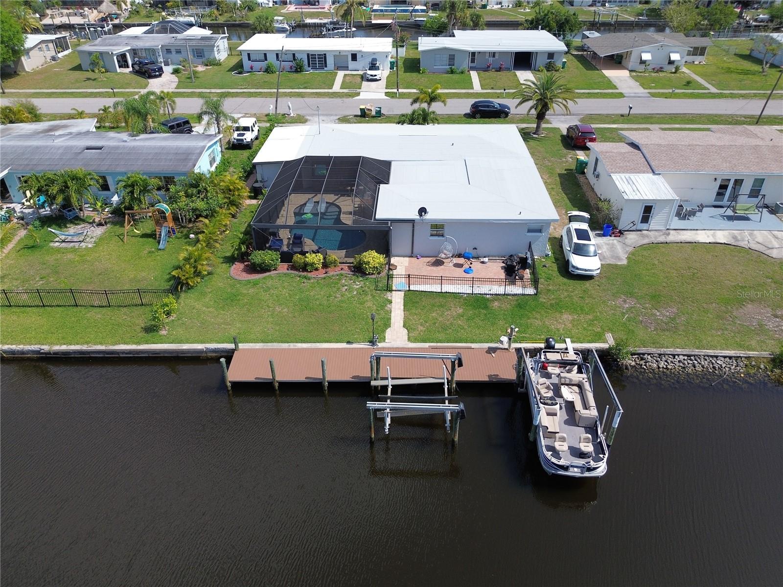 136 GODFREY AVE NE, PORT CHARLOTTE, FL, 33952