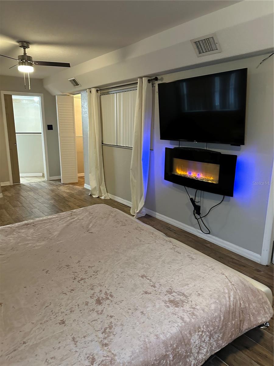 136 GODFREY AVE NE, PORT CHARLOTTE, FL, 33952