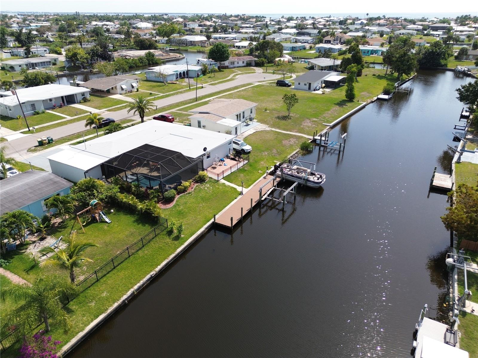 136 GODFREY AVE NE, PORT CHARLOTTE, FL, 33952