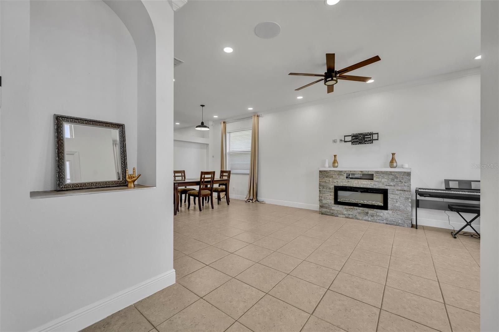 5055 ADAIR OAK DR, ORLANDO, FL, 32829