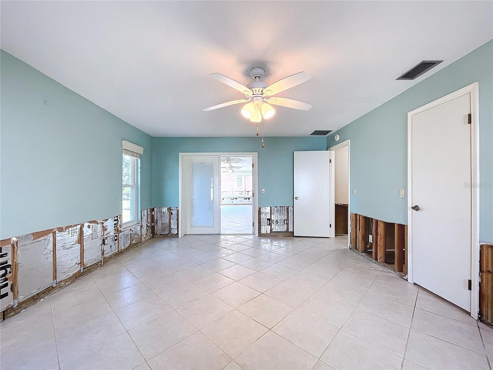 11910 W RIVERHAVEN DR, HOMOSASSA, FL, 34448