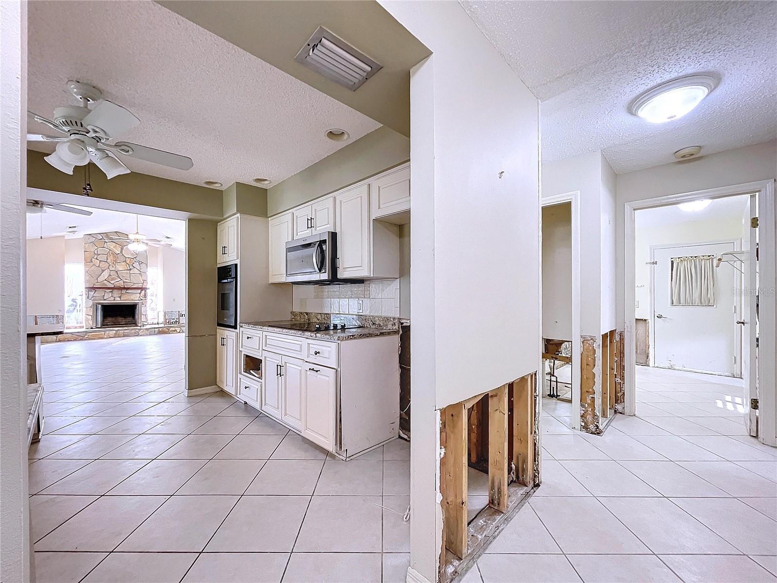 11910 W RIVERHAVEN DR, HOMOSASSA, FL, 34448