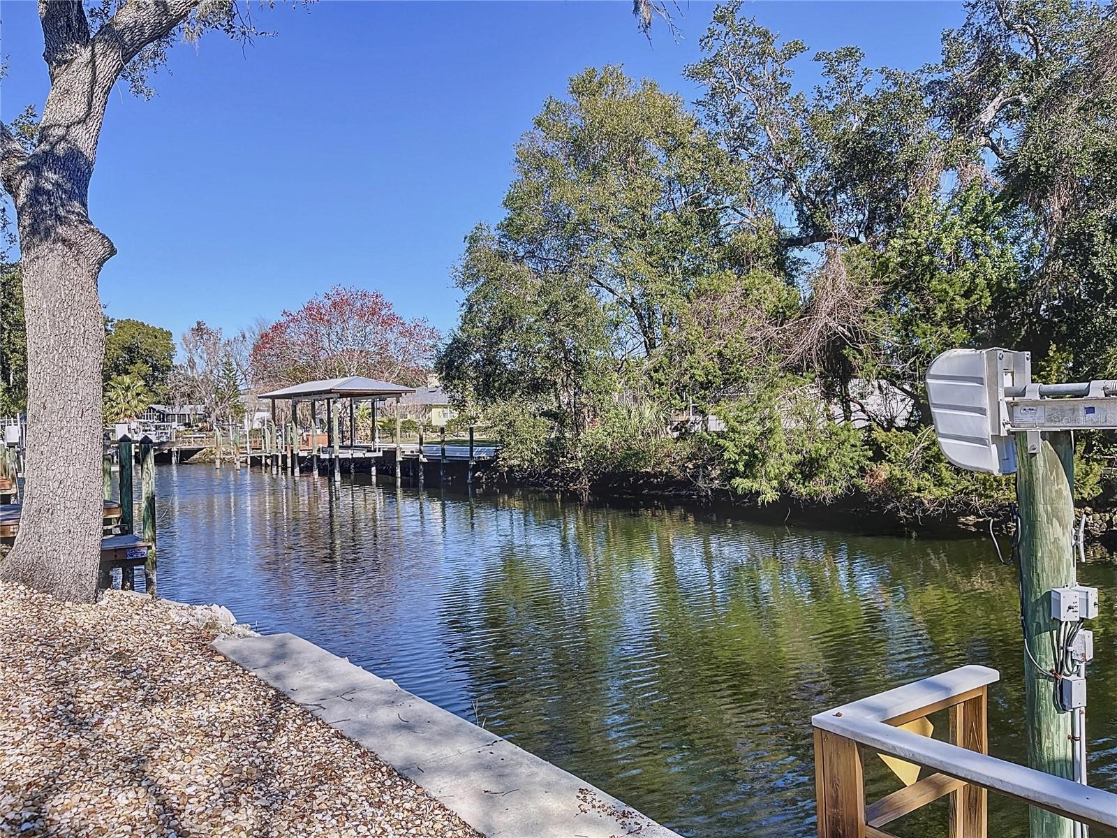 11910 W RIVERHAVEN DR, HOMOSASSA, FL, 34448