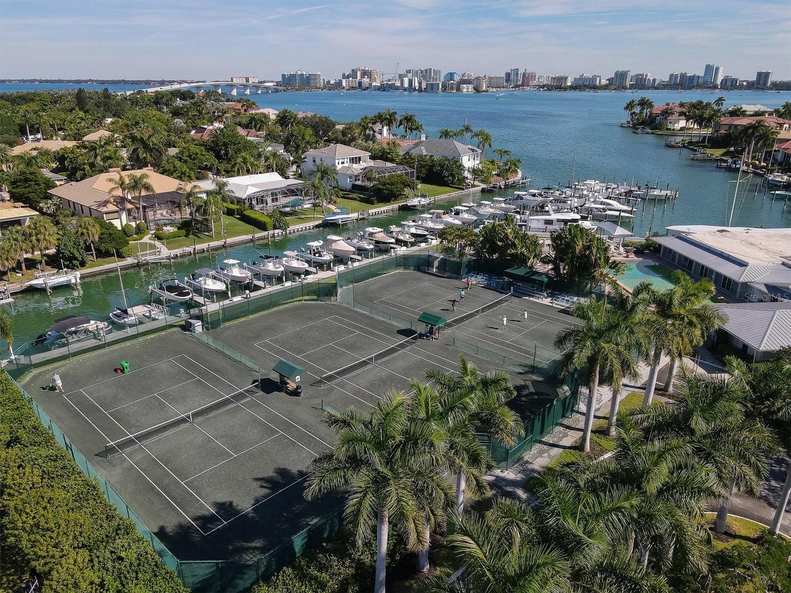 419 PARTRIDGE CIR, SARASOTA, FL, 34236